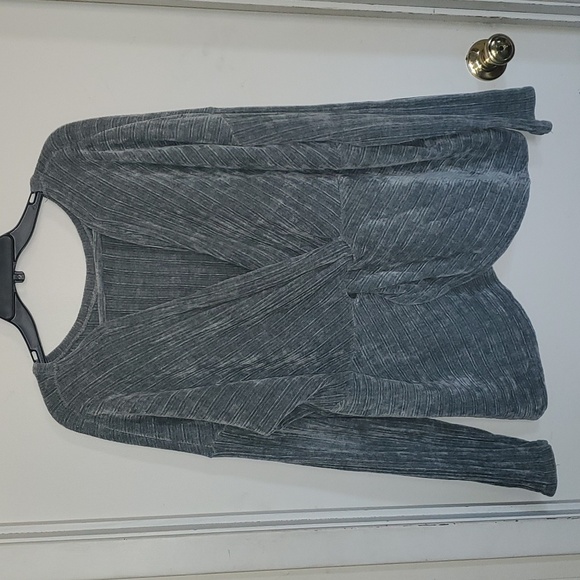 Easel sweater - Picture 3 of 3